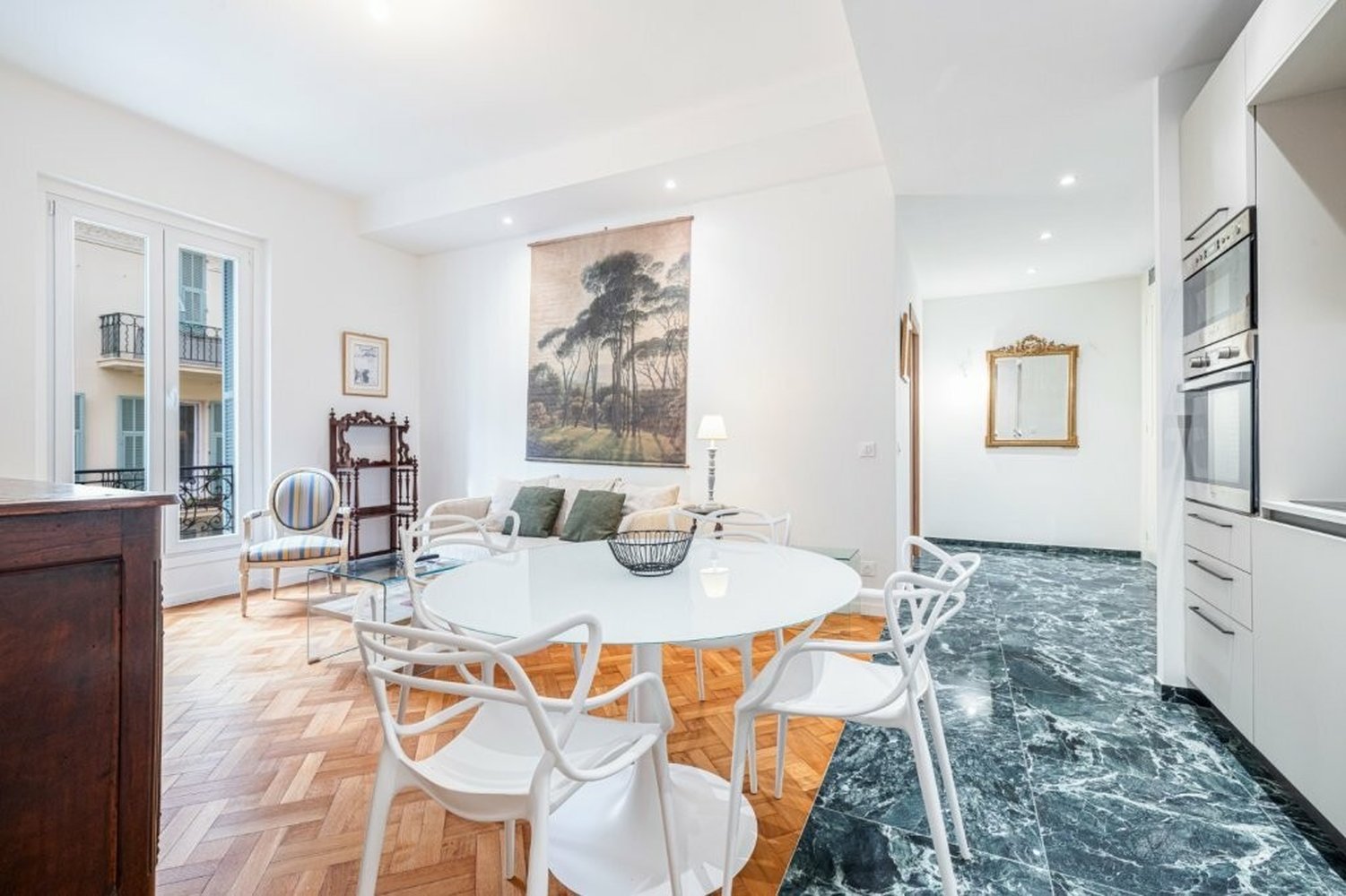 Property photo in Carre d'Argent