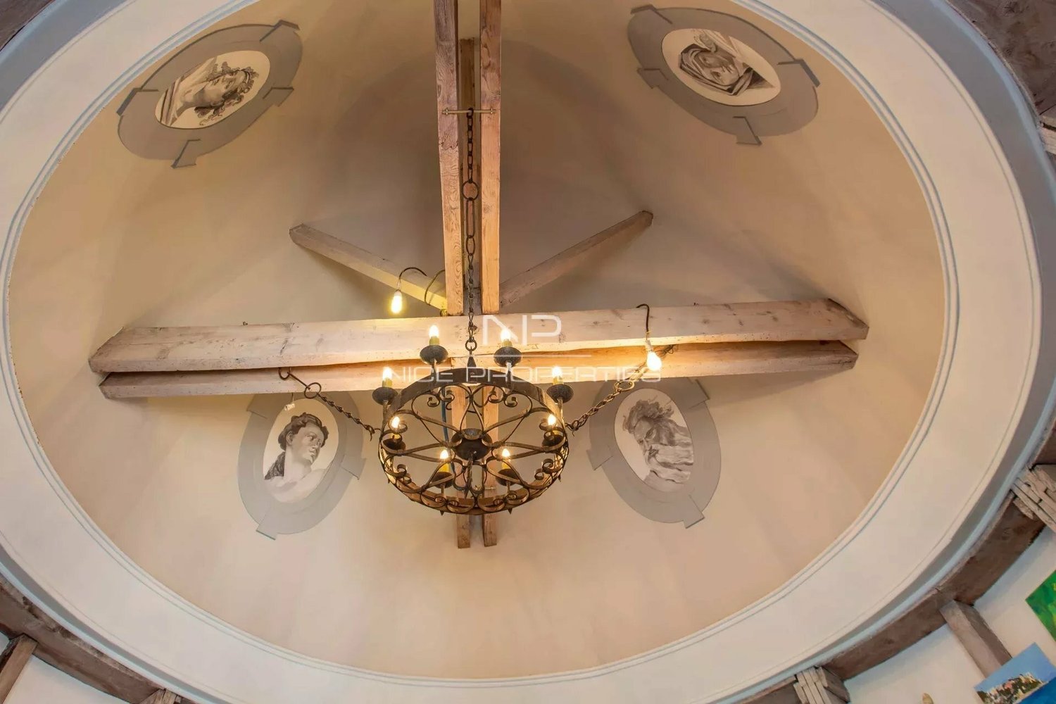 Property photo in Carre d'Argent