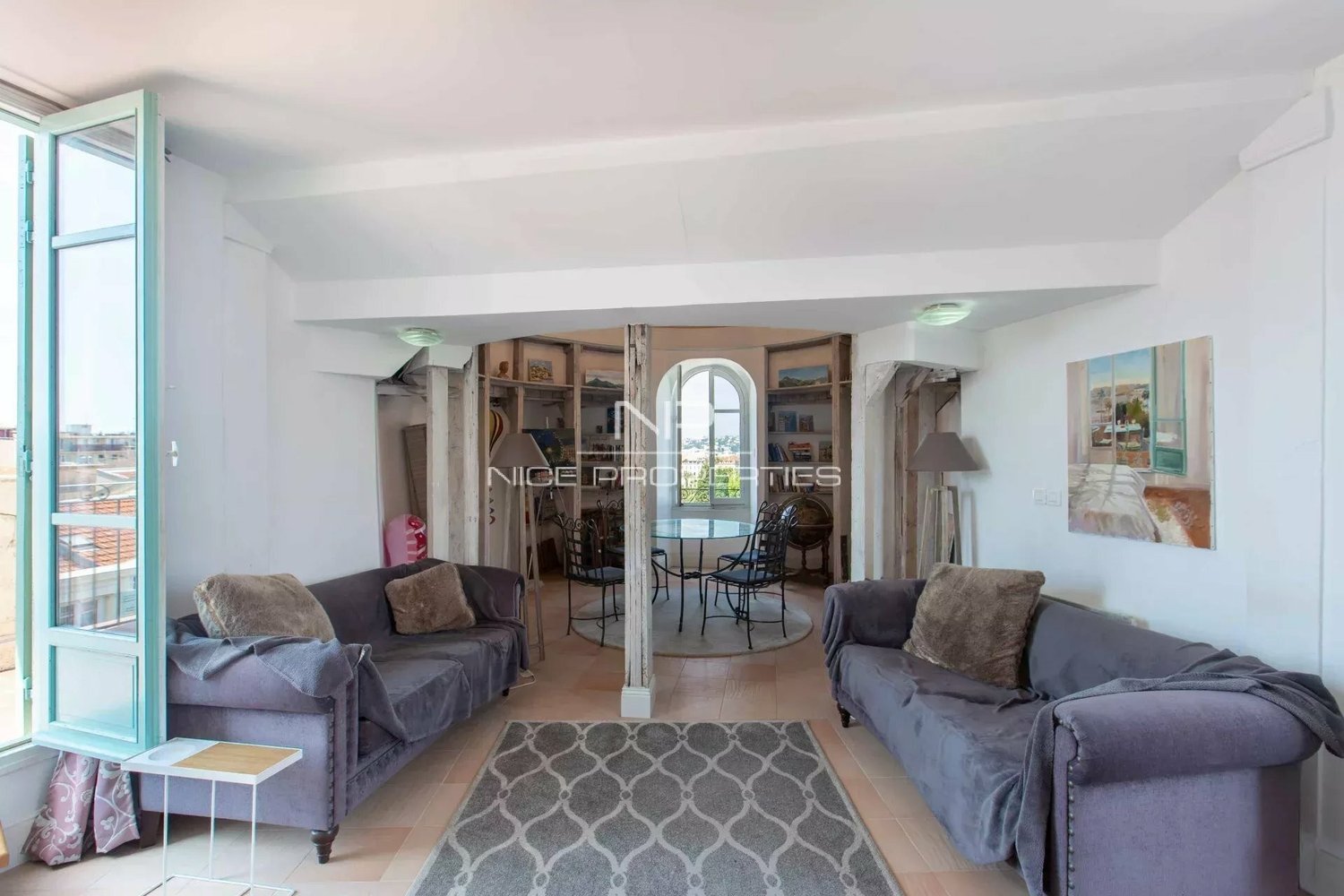 Property photo in Carre d'Argent