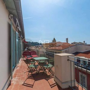 Property in Carre d'Argent