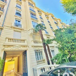 Property in Carre d'Argent