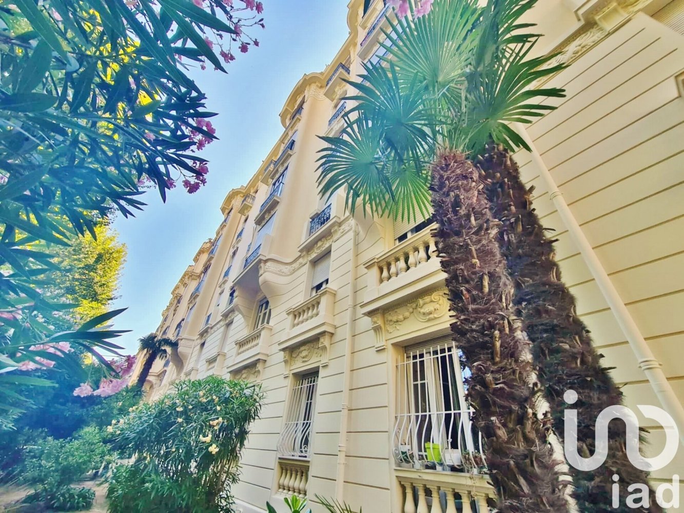 Property photo in Carre d'Argent