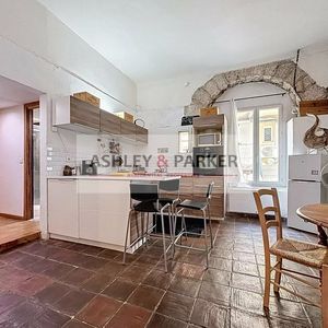 Property in Carre d'Argent