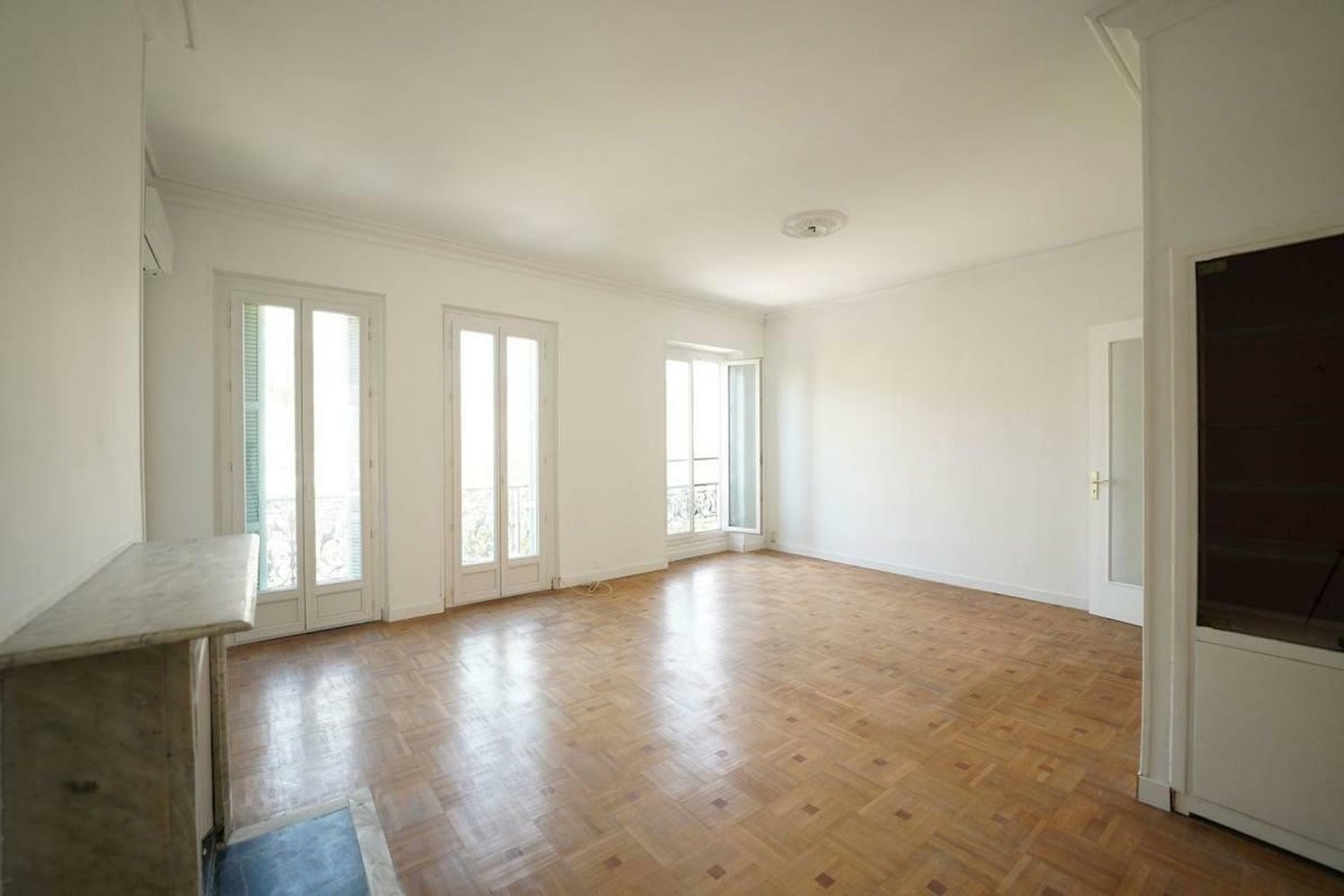Property photo in Carre d'Argent