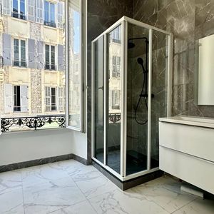 Property in Carre d'Argent