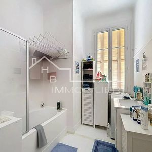 Property in Carre d'Argent