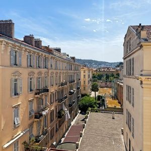 Property in Carre d'Argent