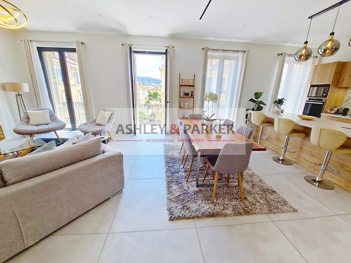 Property photo in Carre d'Argent