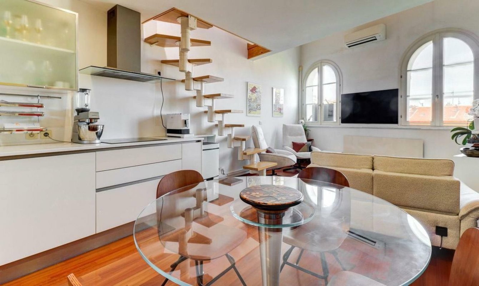 Property photo in Carre d'Or