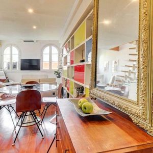 Property in Carre d'Or