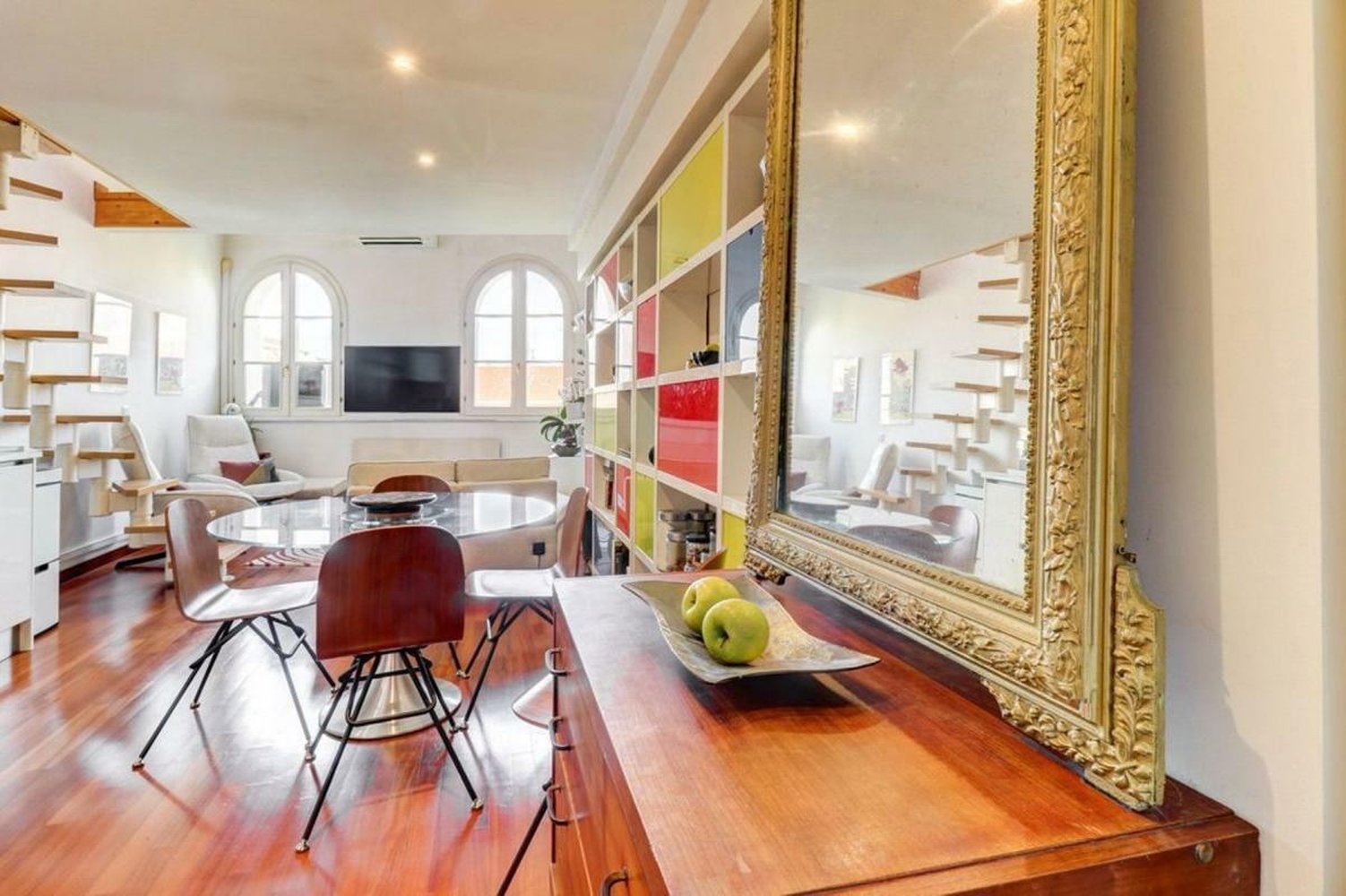 Property photo in Carre d'Or