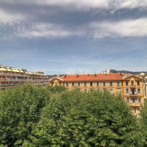 Property in Carre d'Or