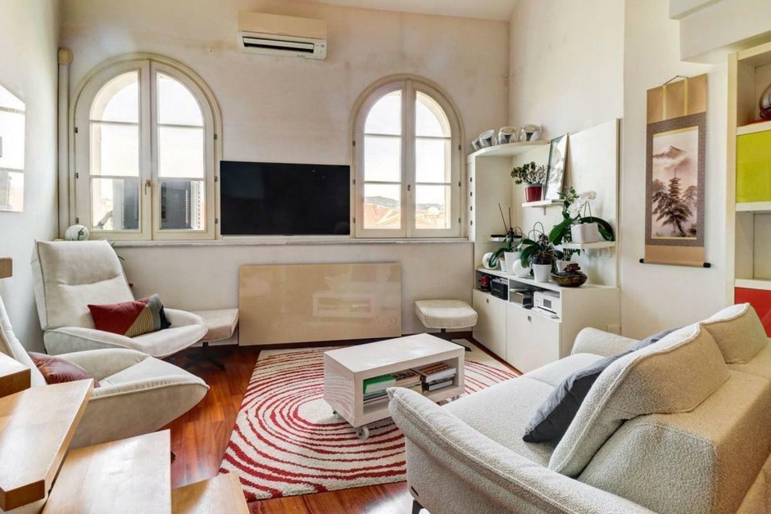 Property photo in Carre d'Or