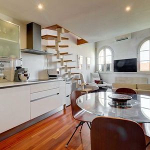 Property in Carre d'Or