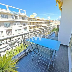 Property in Carre d'Or