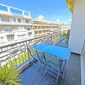 Property in Carre d'Or