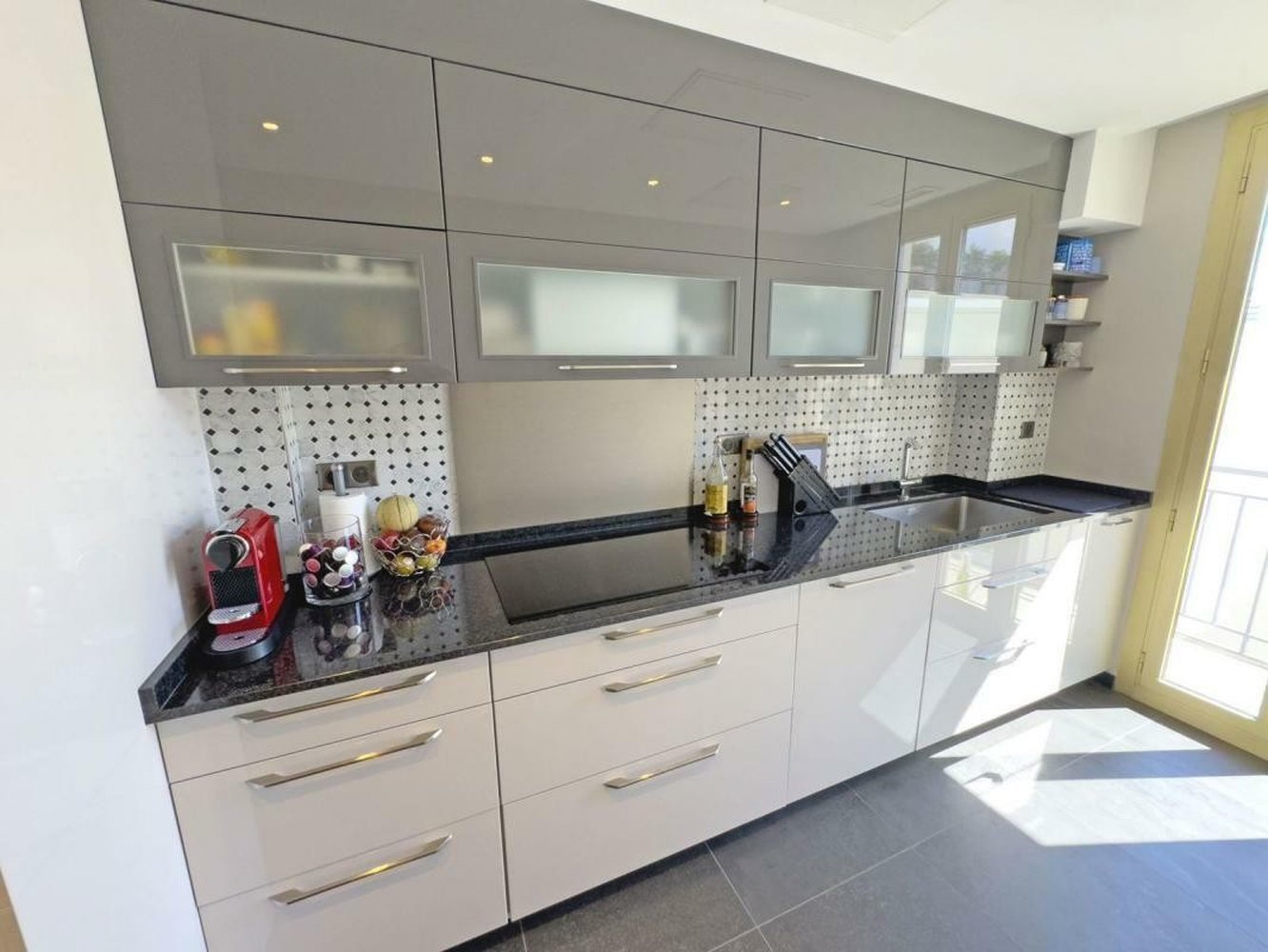 Property photo in Carre d'Or