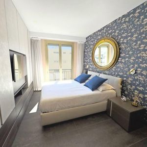 Property in Carre d'Or