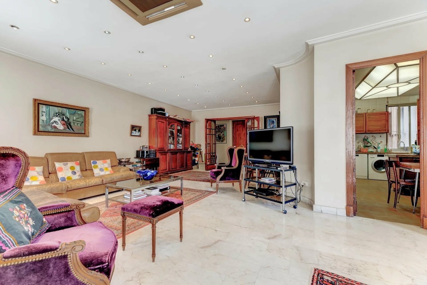 Property photo in Carre d'Or