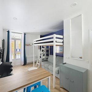 Property in Carre d'Or