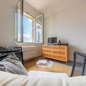 Property in Carre d'Or