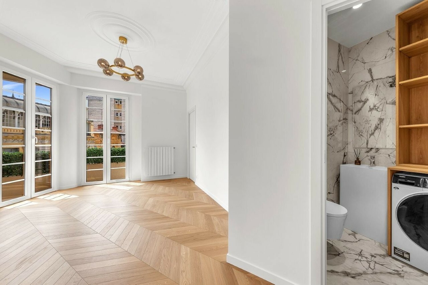 Property photo in Carre d'Or