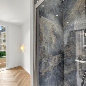 Property in Carre d'Or