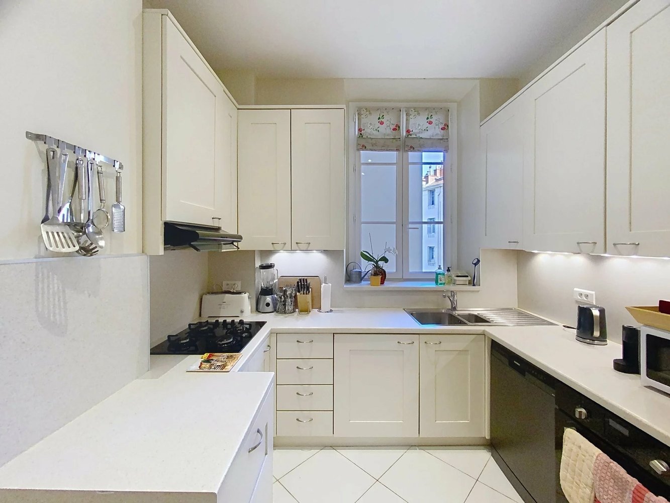 Property photo in Carre d'Or