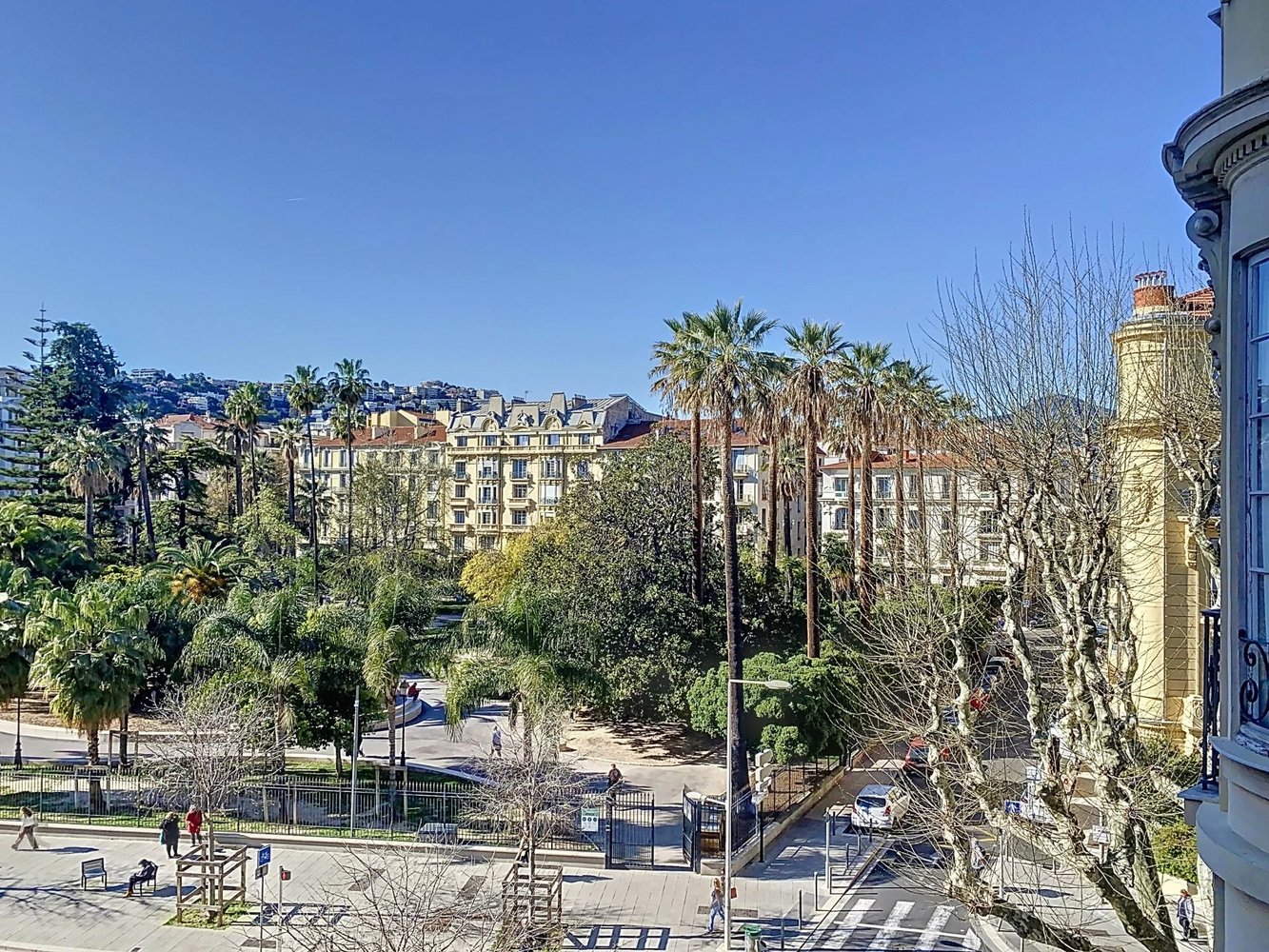 Property photo in Carre d'Or