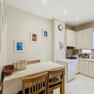 Property in Carre d'Or