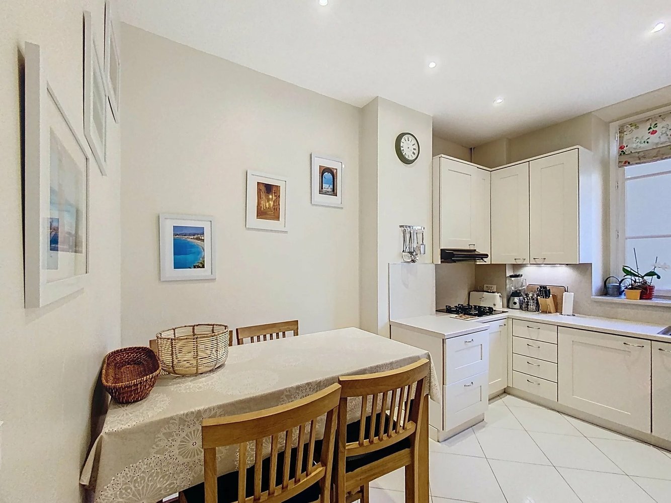 Property photo in Carre d'Or