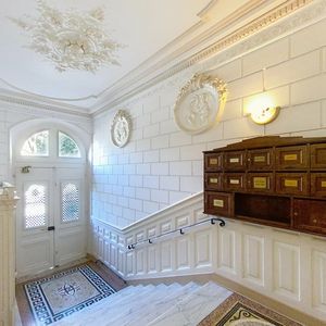 Property in Carre d'Or