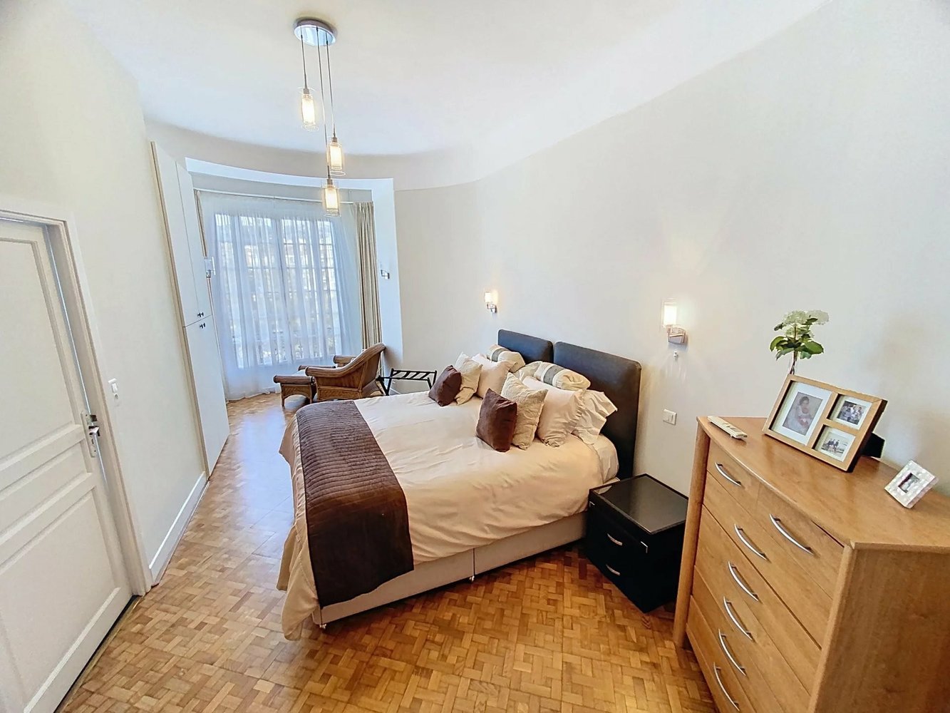 Property photo in Carre d'Or