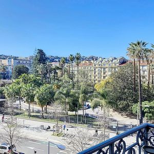 Property in Carre d'Or