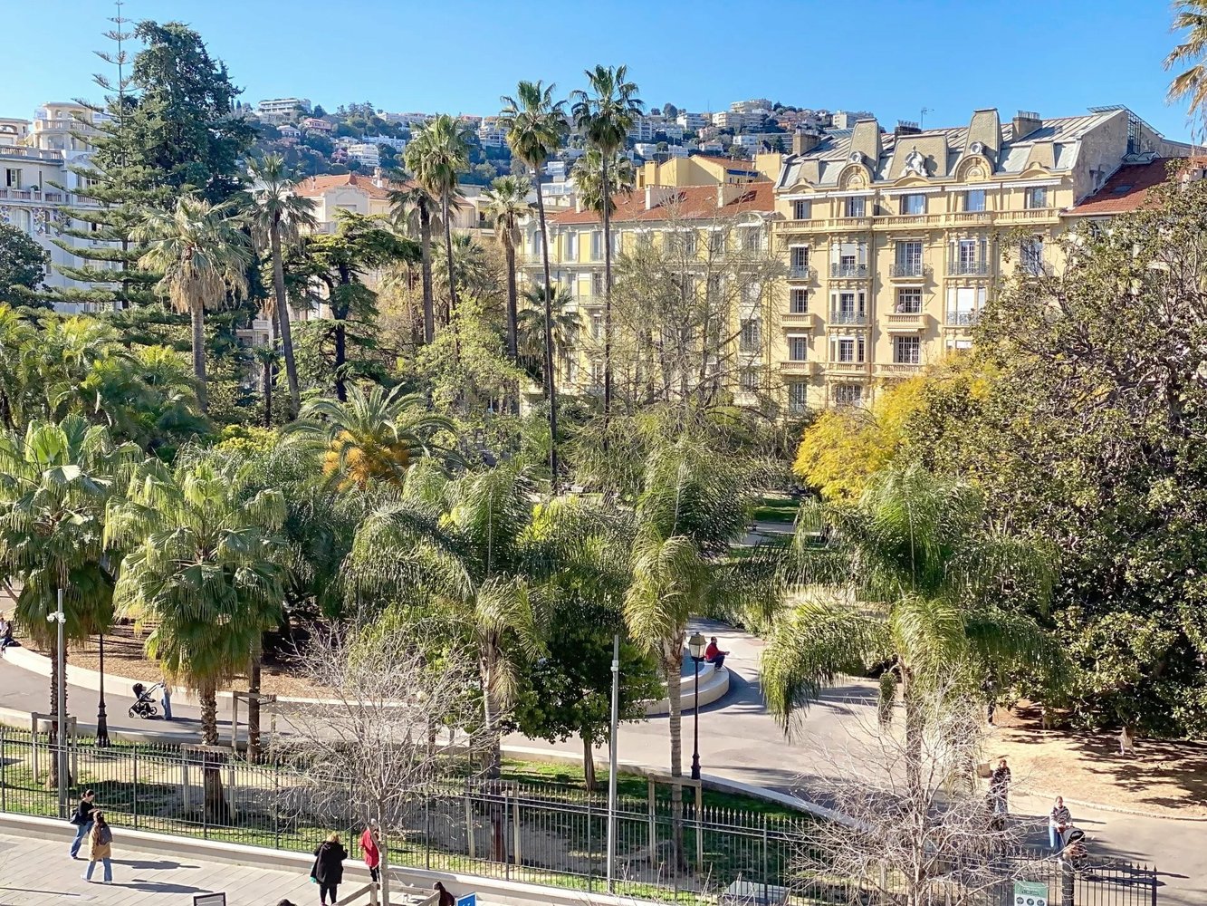 Property photo in Carre d'Or