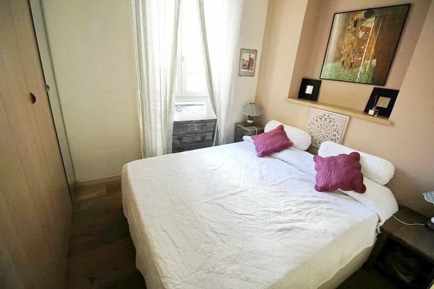 Property photo in Carre d'Or