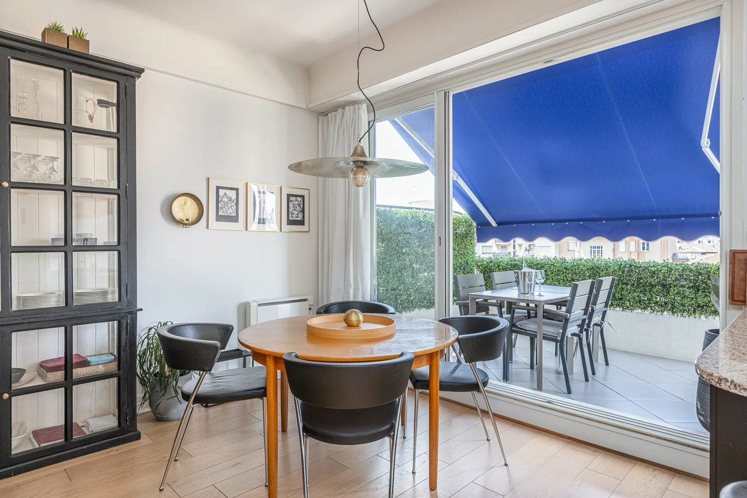 Property photo in Carre d'Or