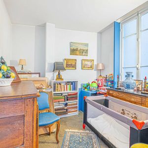 Property in Carre d'Or