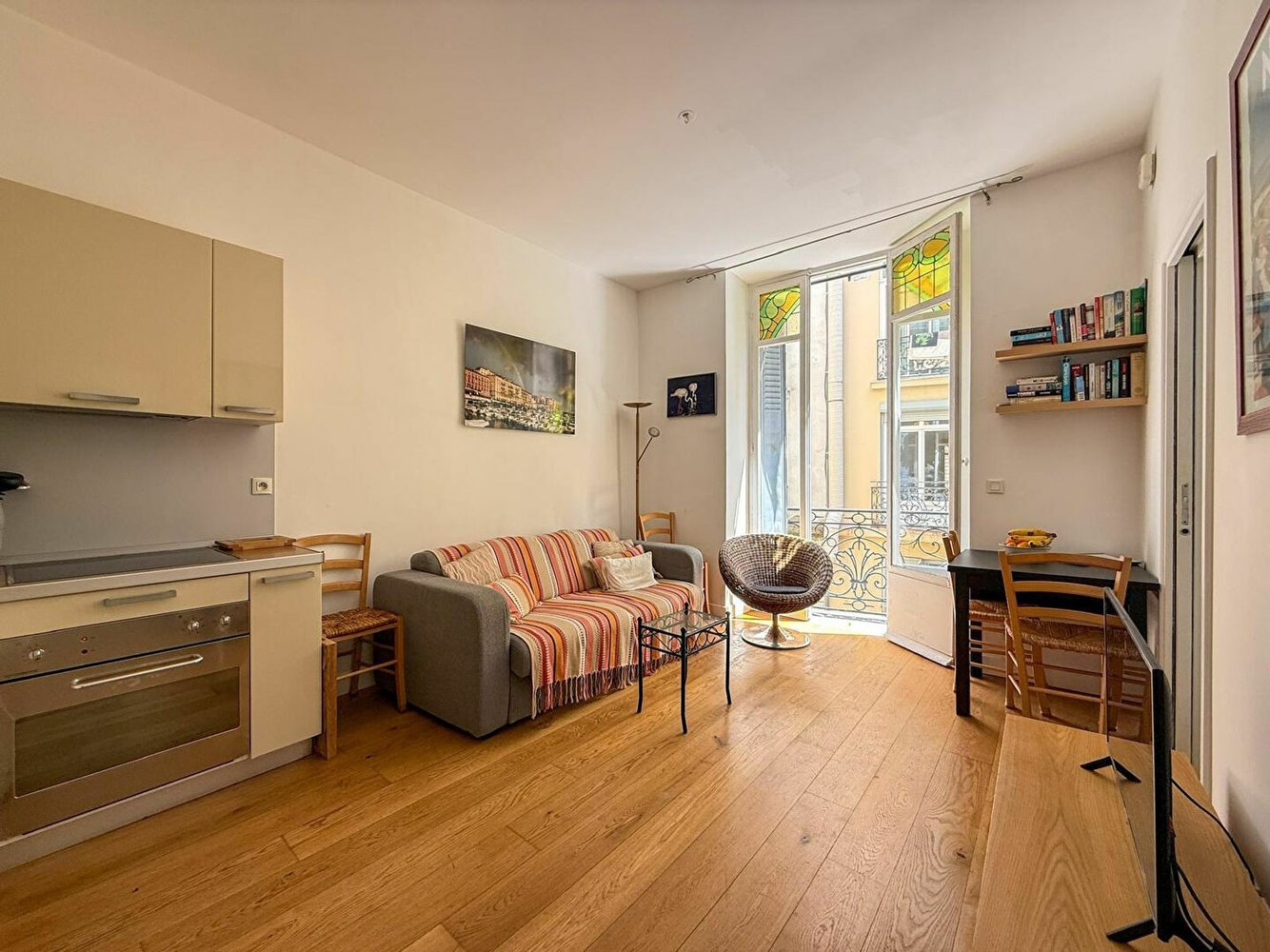 Property photo in Carre d'Or