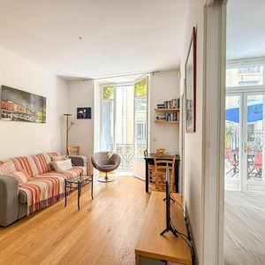 Property in Carre d'Or