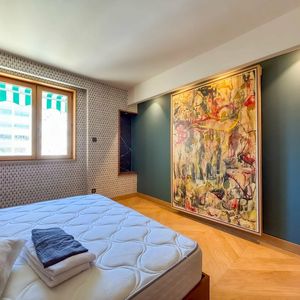 Property in Carre d'Or