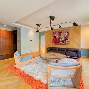 Property in Carre d'Or