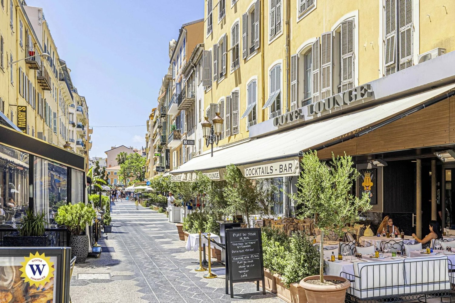 Property photo in Carre d'Or