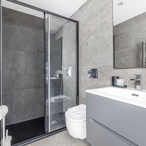 Property in Carre d'Or