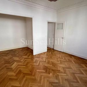 Property in Carre d'Or