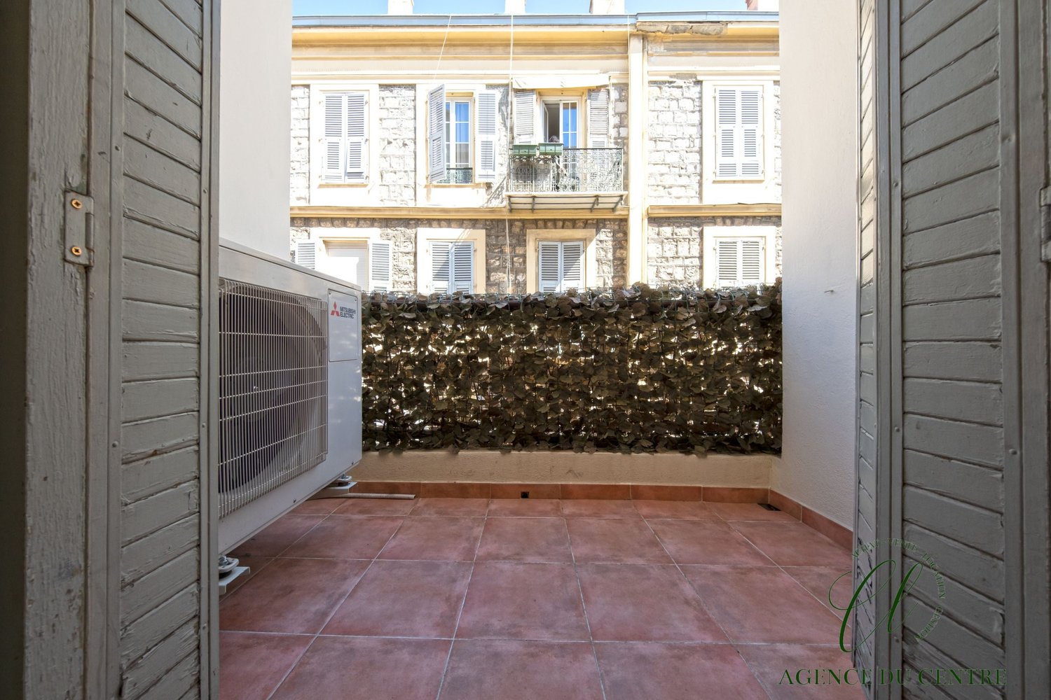 Property photo in Carre d'Or