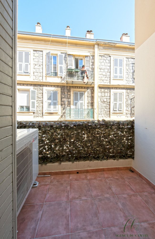 Property photo in Carre d'Or