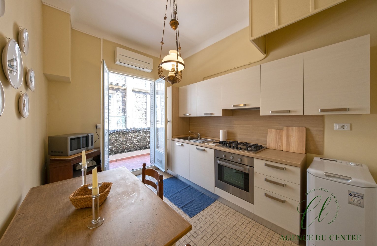 Property photo in Carre d'Or