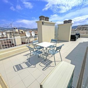 Property in Carre d'Or