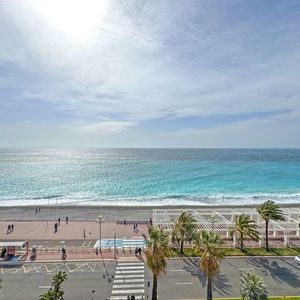 Property in Carre d'Or